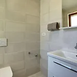 Дом отдыха In Pazin With Private Pool