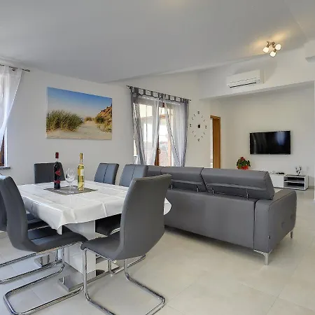 Modern With Pool In Pazin Holiday home